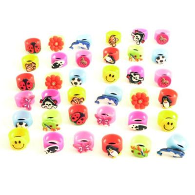 simpatico anello bambina bambino in gomma siliconata colorata con varie